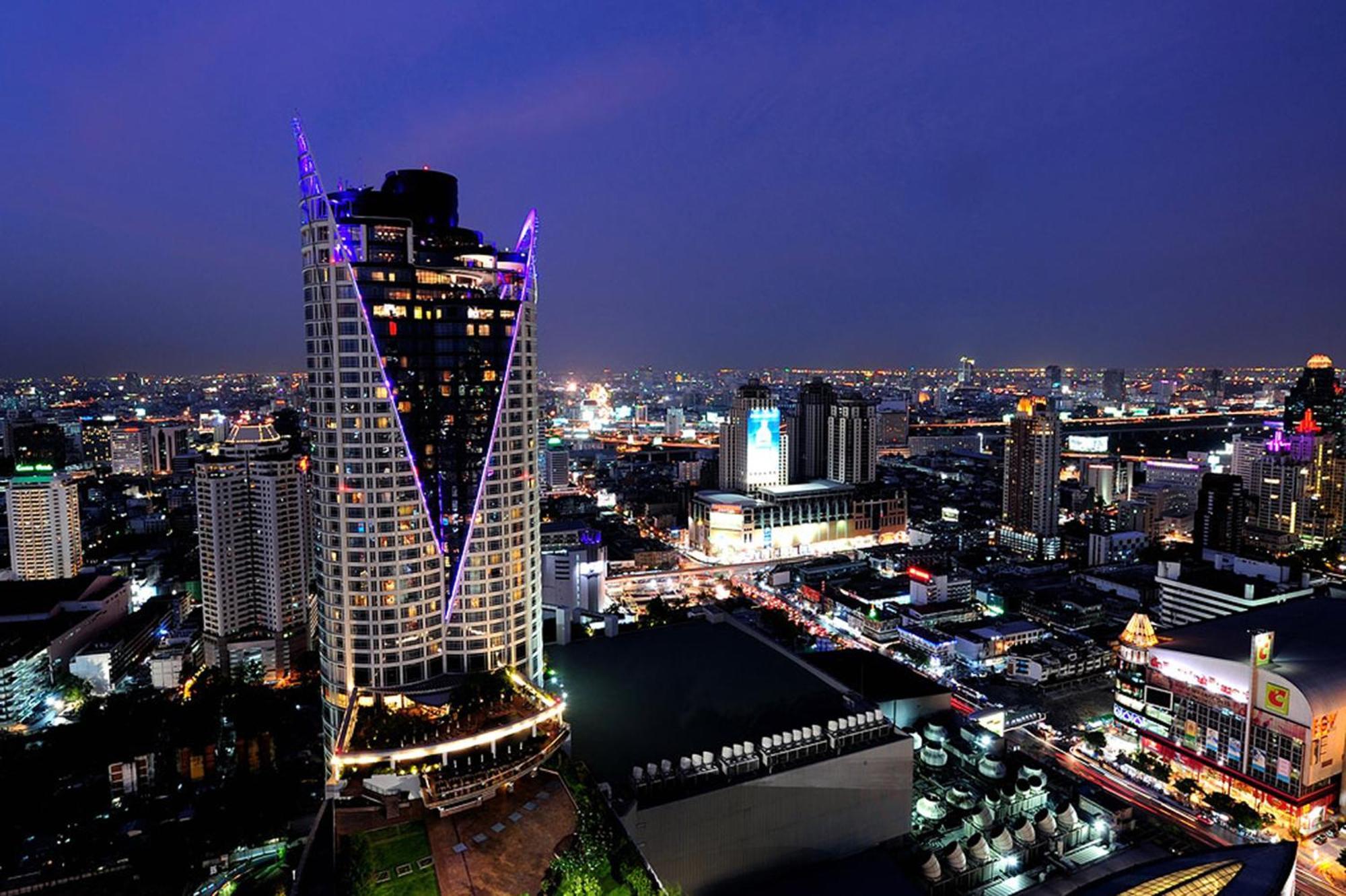 Centara Grand At Centralworld Bangkok Eksteriør bilde View of the city at night